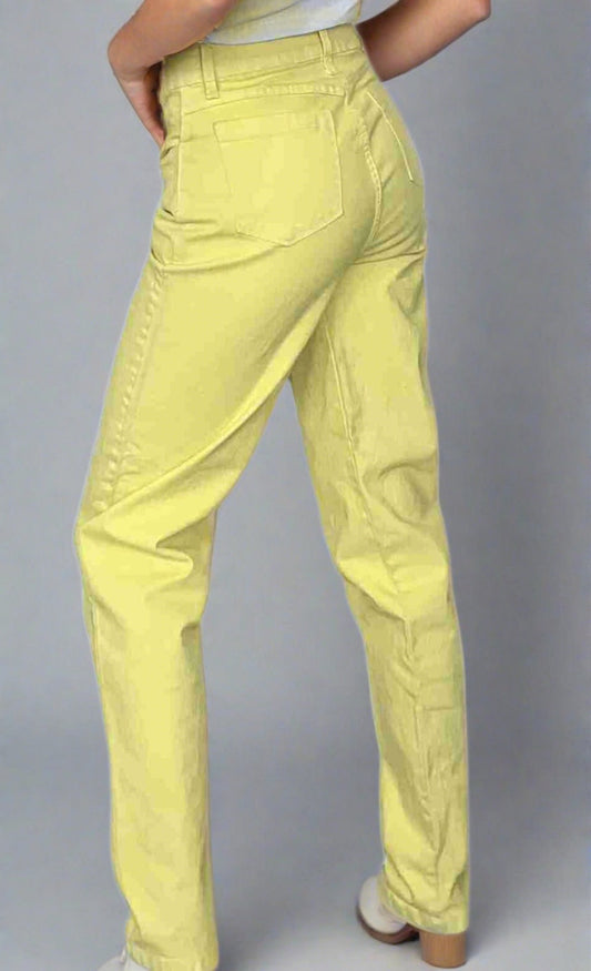 Jeans Mom Amarillos Clásicos PDMX vista trasera para mujer