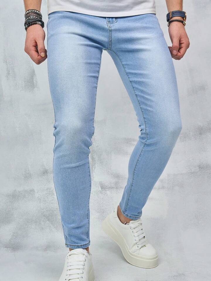 Jeans Azules Desgastados de Corte Regular