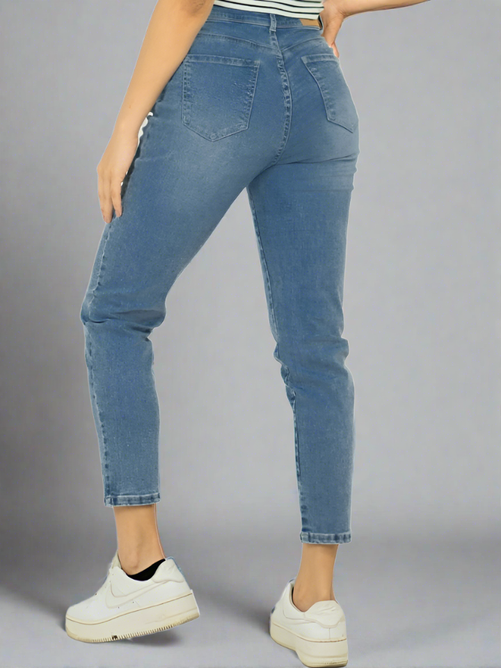 Encuentra a tu par! Elige los jeans de cintura alta para ti