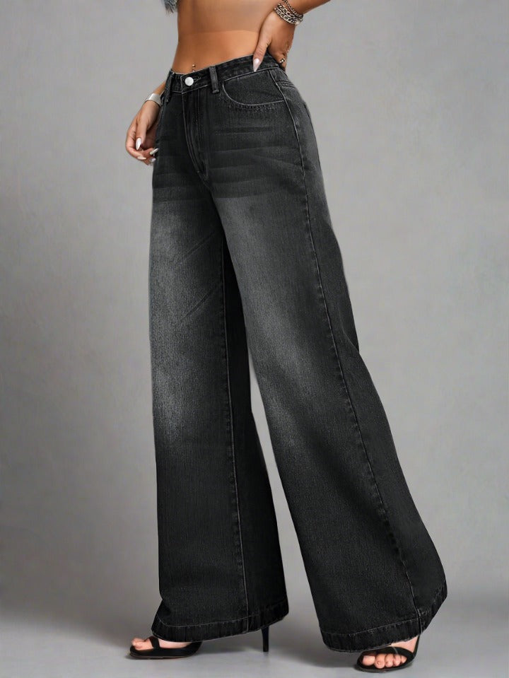 Detalle de Jeans Baggy Negros Oscuros de Tiro Alto para Mujer