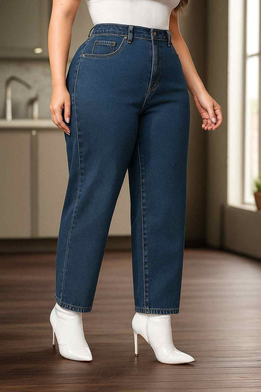 Mujer mostrando su estilo con Jeans Azul Oscuro Regulares de PDMX en Talla Grande