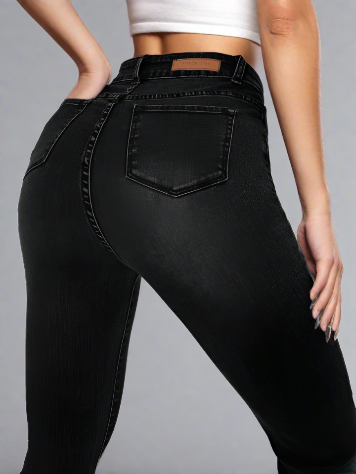 Jeans Campana Negros de Tiro Alto