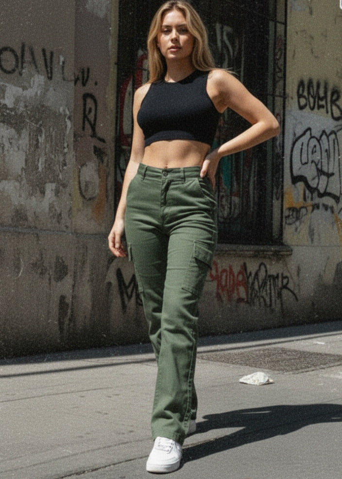 Detalle de la alta cintura en Pantalones Verde Cargo para Mujer