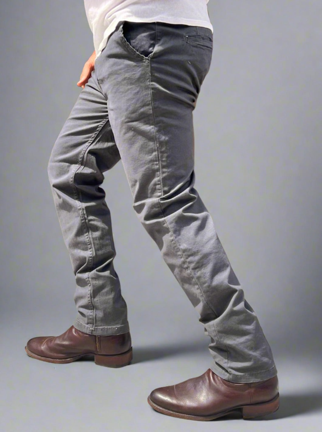 Pantalones Chinos de Gabardina Gris para Hombres