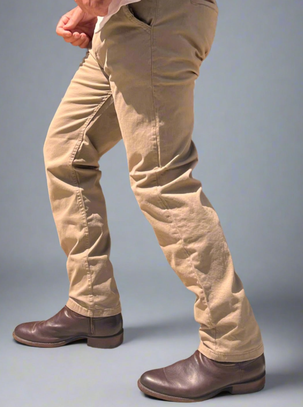 PDMX Jeans Pantalón Chino Camel para Hombre