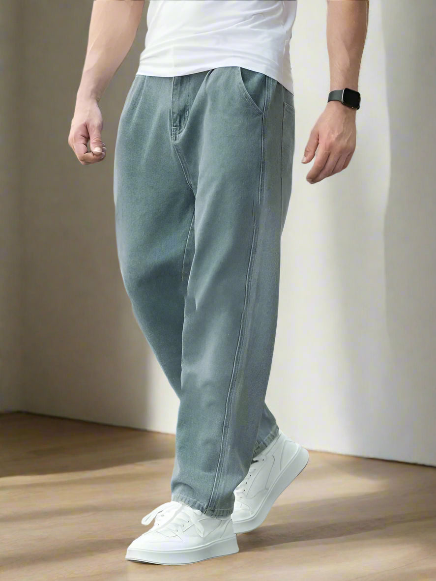 Pantalón de mezclilla azul cielo para hombre con ajuste regular