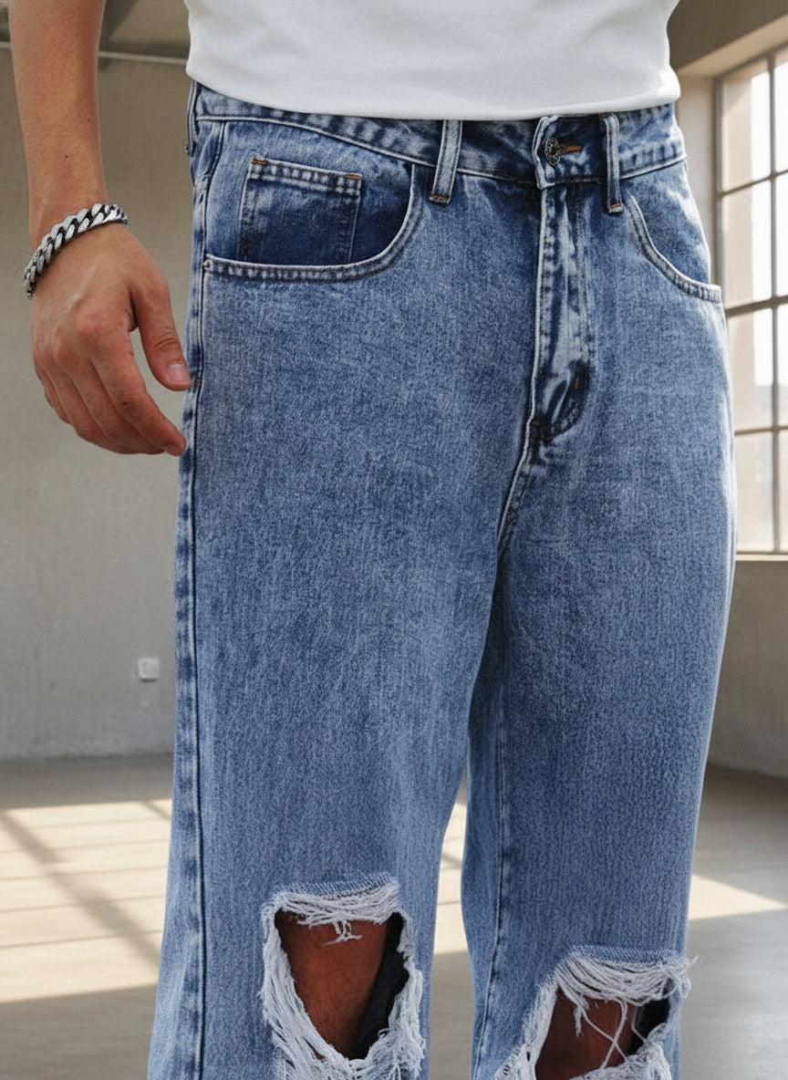 Look casual rebelde con Jeans Boyfriend Rotos PDMX