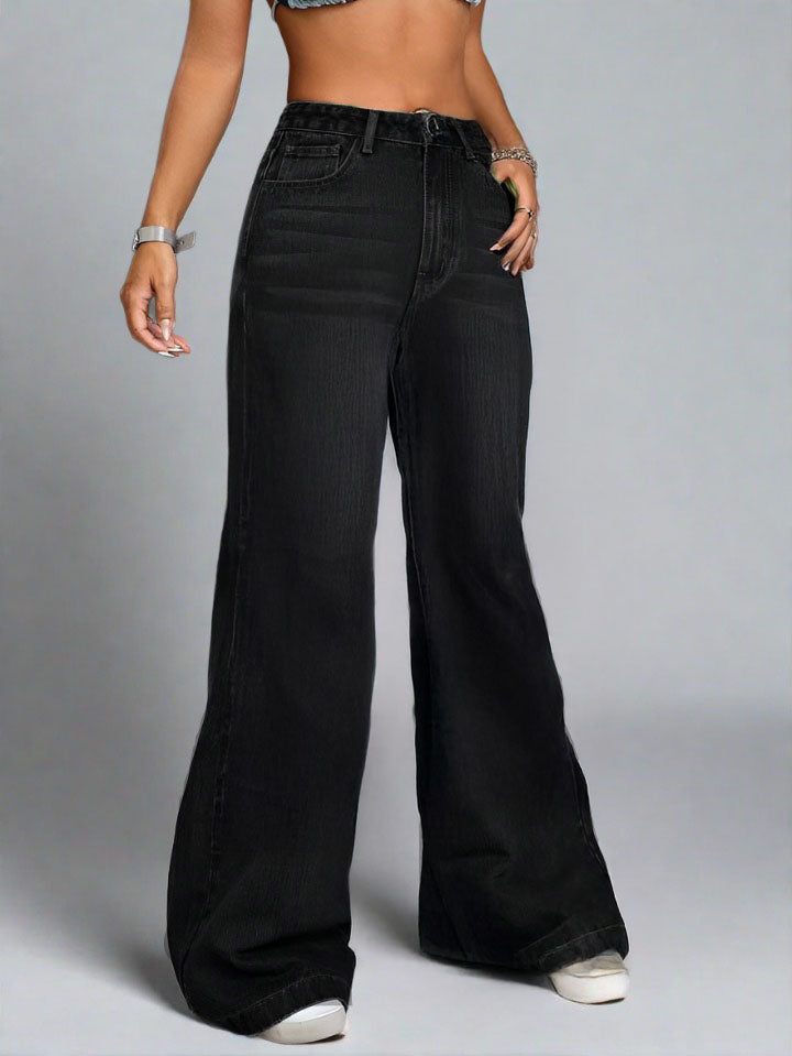 Vista trasera de Boyfriend Jeans Negros Oscuros de Tiro Alto