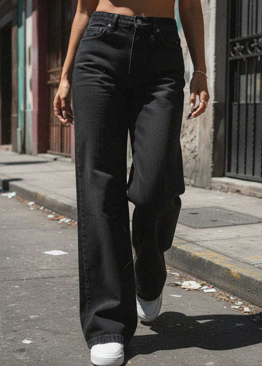 Vista trasera de Boyfriend Jeans Negros Oscuros de Tiro Alto